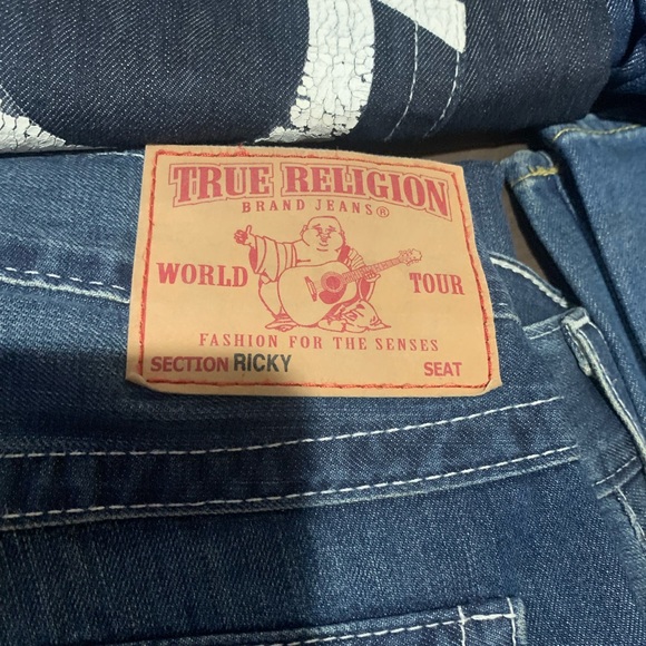 TRUE RELIGION JEANS LIKE NEW SIZE 38 - Picture 10 of 13
